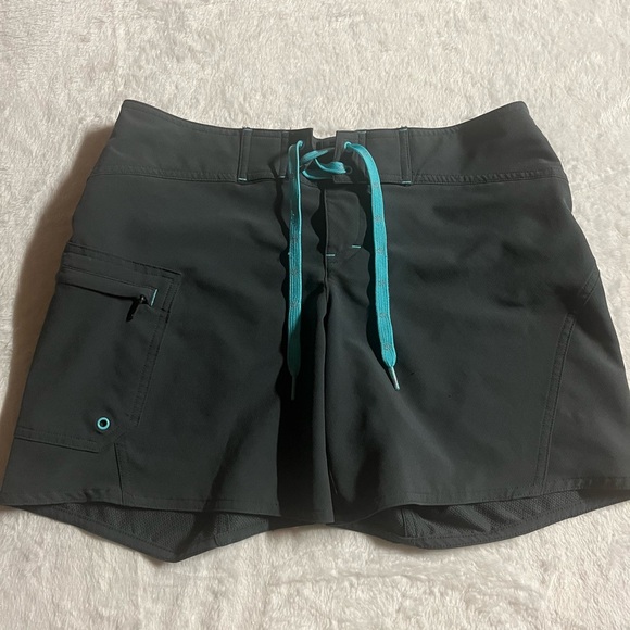 Athleta Pants - Athleta Athletic Shorts-size 2